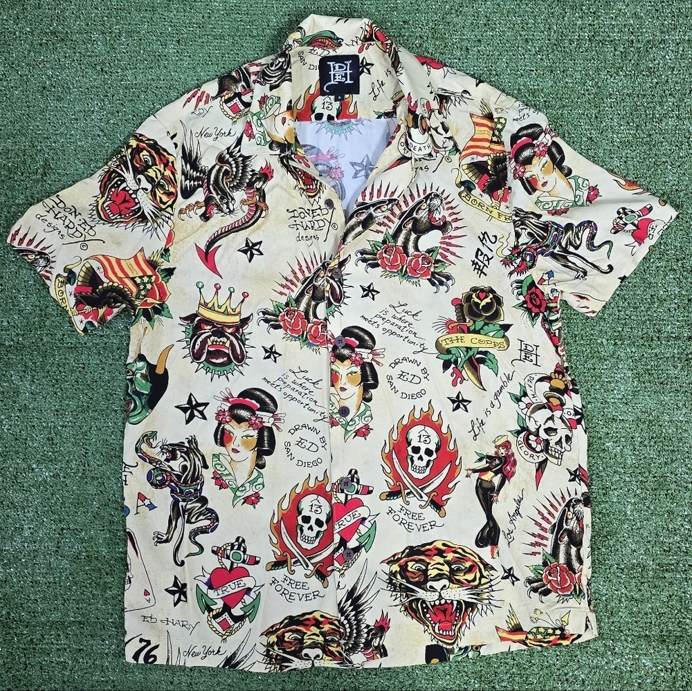 Ed Hardy Mens Size Small Y2k All Over Graphic Tattoo Art Beige Button Down Shirt — image 2 of 8